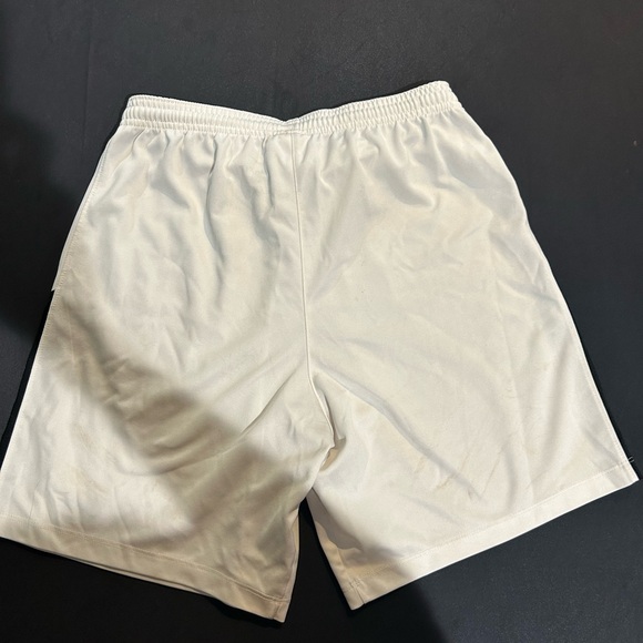 Nike White Soccer Shorts - Lightweight Performance for Every Match - Picture 2 of 5